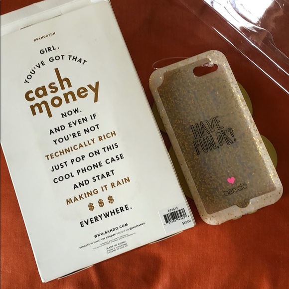 New with tags BANDO $ CASH MONEY GOLD IPHONE COVER - Picture 3 of 3